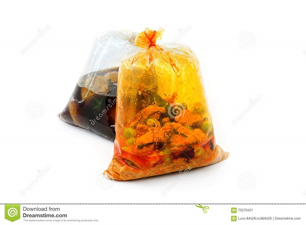 Desist from storing hot food in polythene or plastic bags Store food in paper, jute, cotton not polythene — Dietician